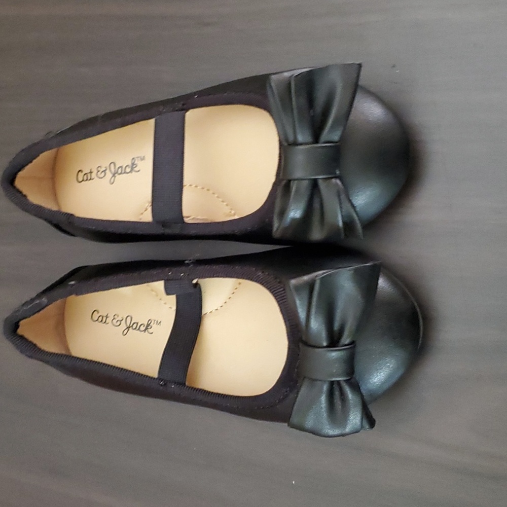 Cat &Jack black girls shoes with bow